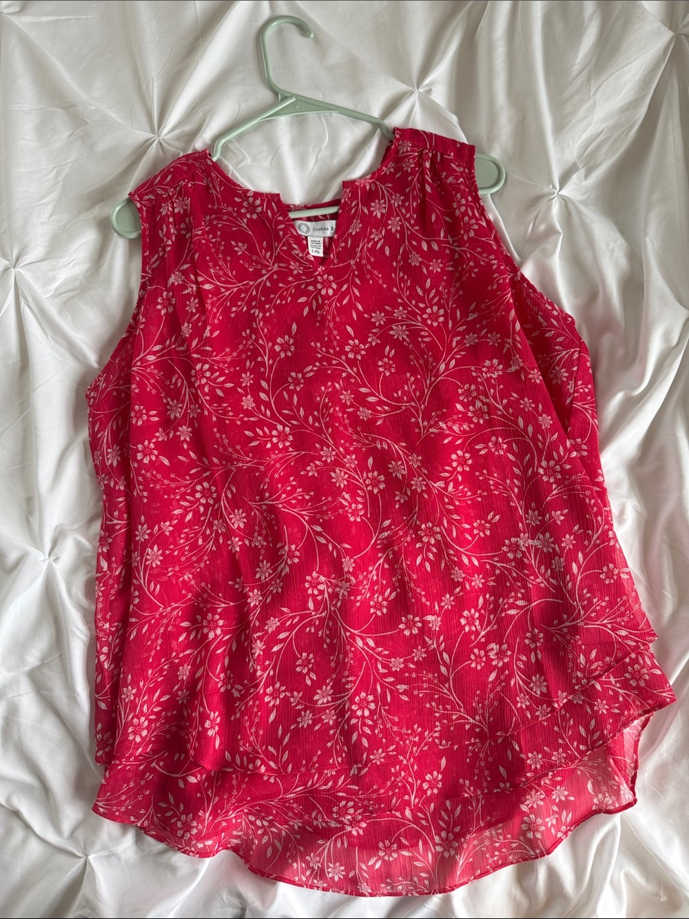Sleeveless V-Neck Floral Blouse in Bright Red